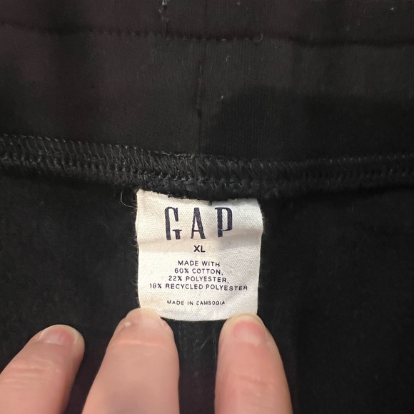 Gap Woman Heritage logo shorts in black size XL - Picture 5 of 7